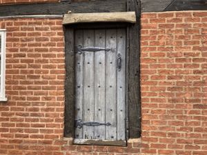 SCENE 2- click for photo gallery